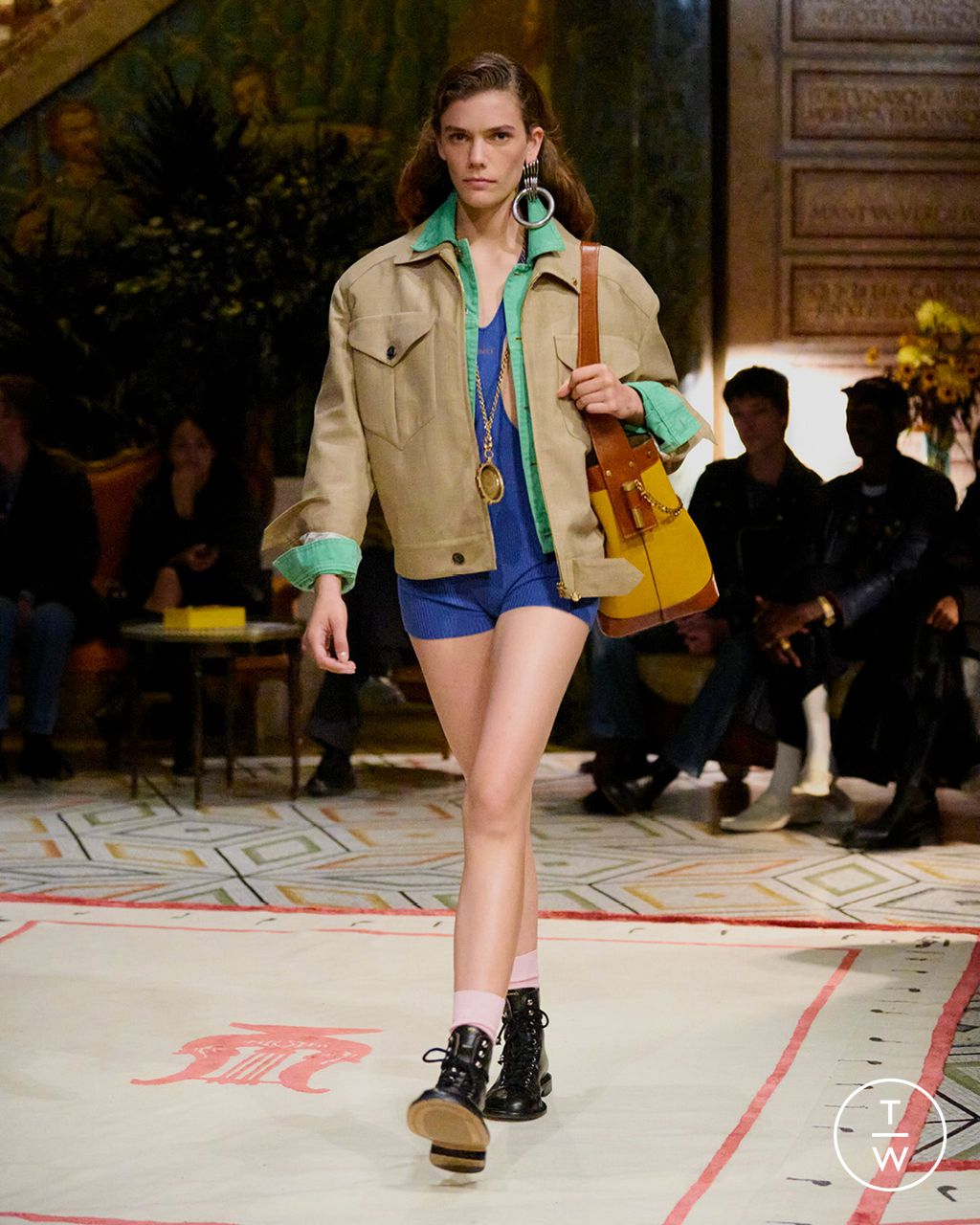 Fashion Week Milan Spring/Summer 2026 look 18 from the Versace collection womenswear