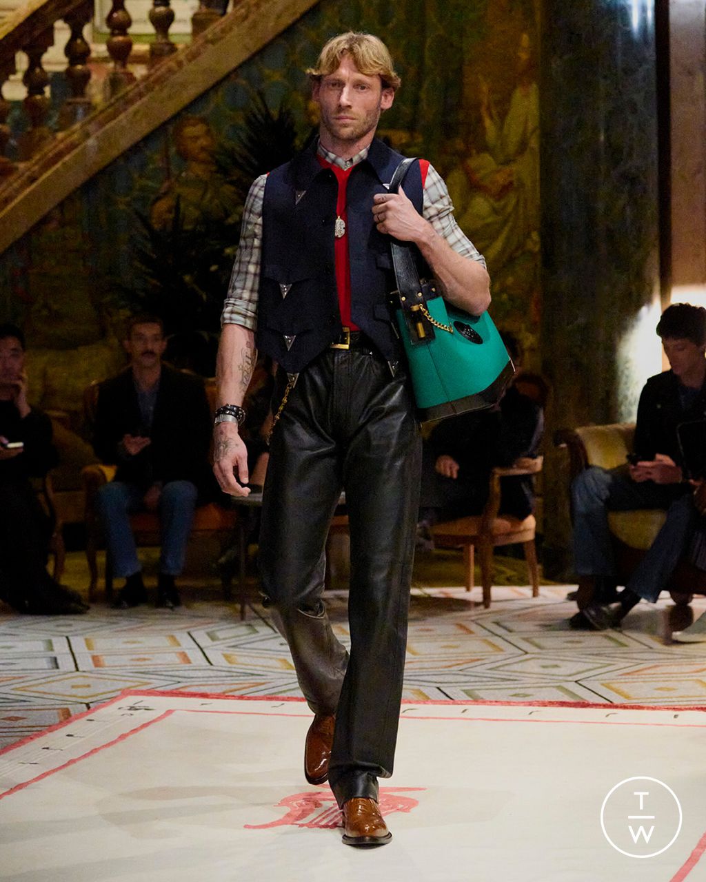 Fashion Week Milan Spring/Summer 2026 look 24 from the Versace collection womenswear