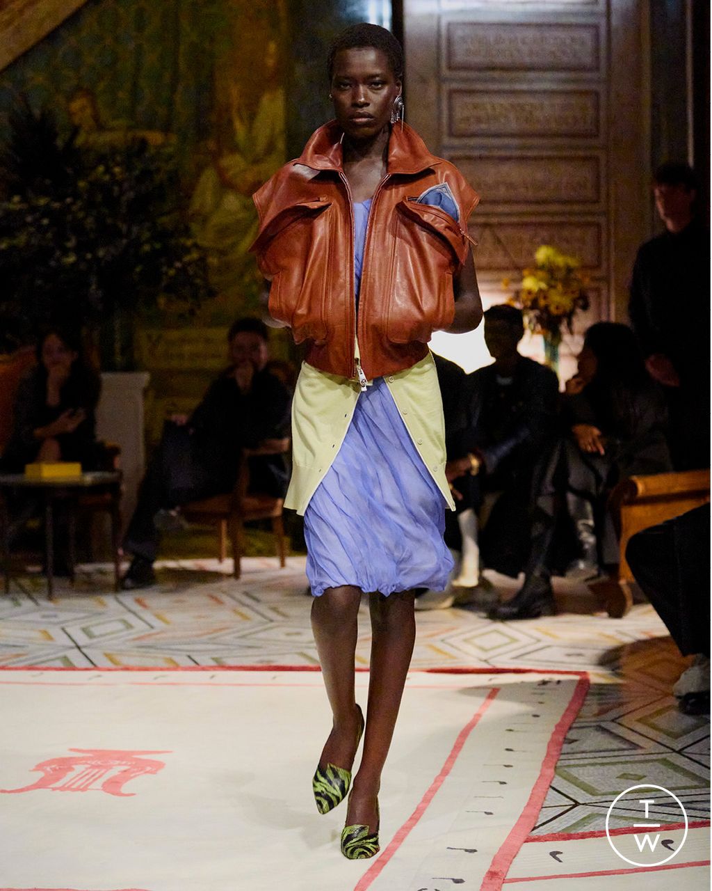 Fashion Week Milan Spring/Summer 2026 look 57 from the Versace collection womenswear