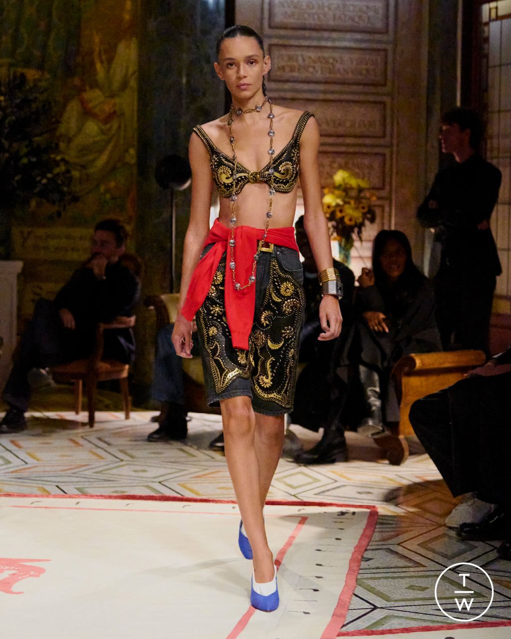 Fashion Week Milan Spring/Summer 2026 look 73 from the Versace collection womenswear