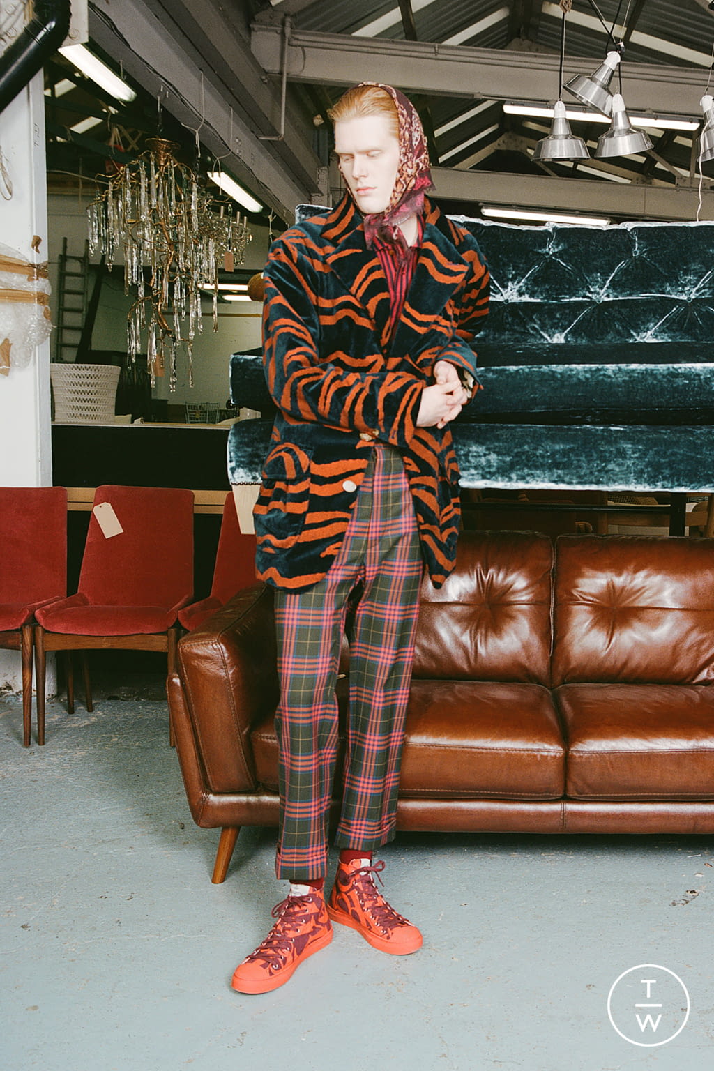 Fashion Week London Fall/Winter 2022 look 4 de la collection Vivienne Westwood womenswear
