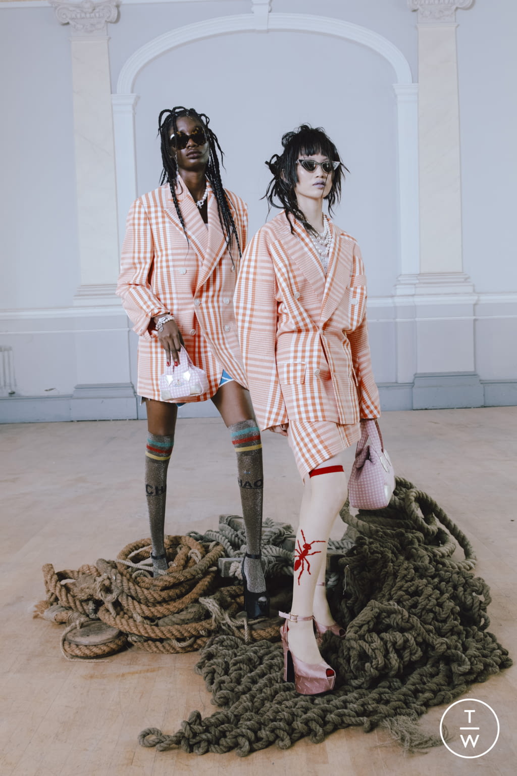 Fashion Week London Spring/Summer 2022 look 16 de la collection Vivienne Westwood womenswear