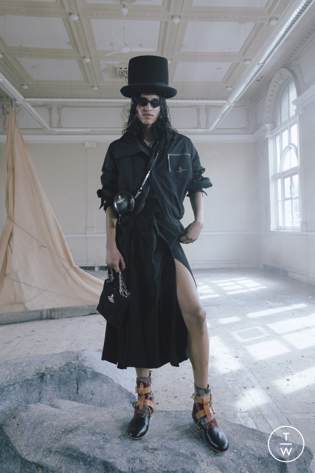 Fashion Week London Spring/Summer 2022 look 35 de la collection Vivienne Westwood womenswear