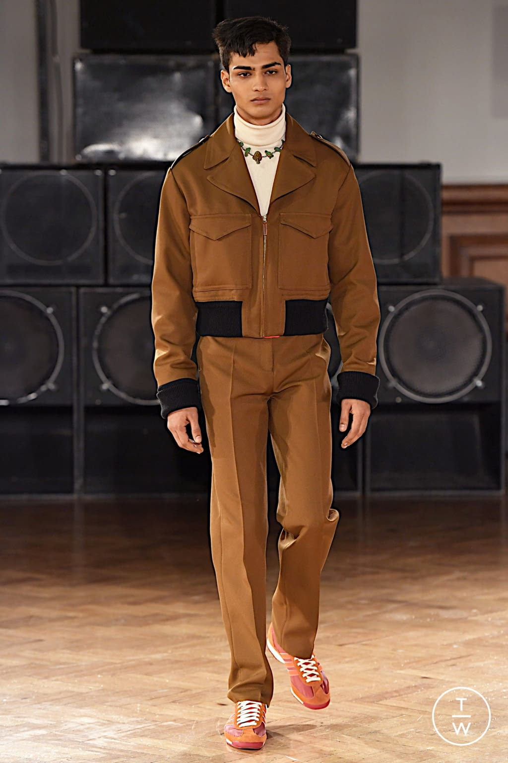 Fashion Week London Fall/Winter 2020 look 6 from the Wales Bonner collection 男装