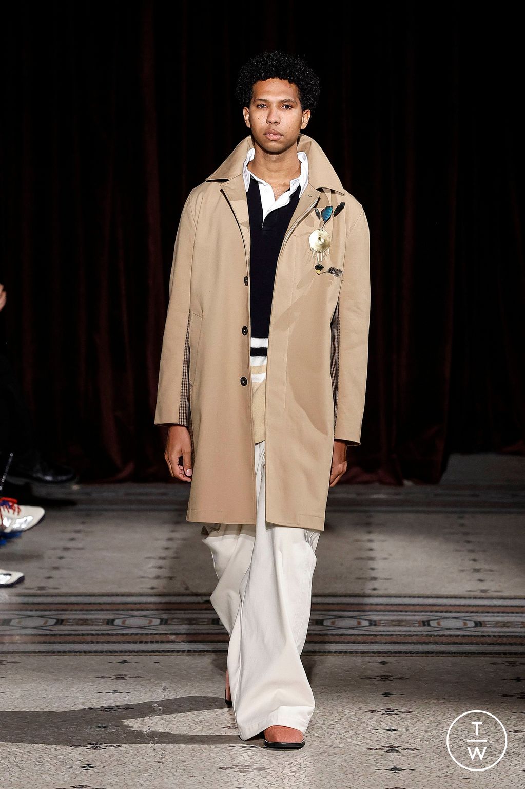 Fashion Week Paris Fall/Winter 2024 look 8 from the Wales Bonner collection menswear