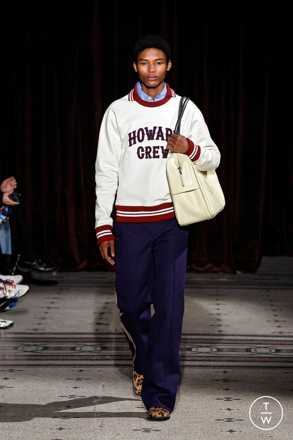 Fashion Week Paris Fall/Winter 2024 look 9 from the Wales Bonner collection 男装