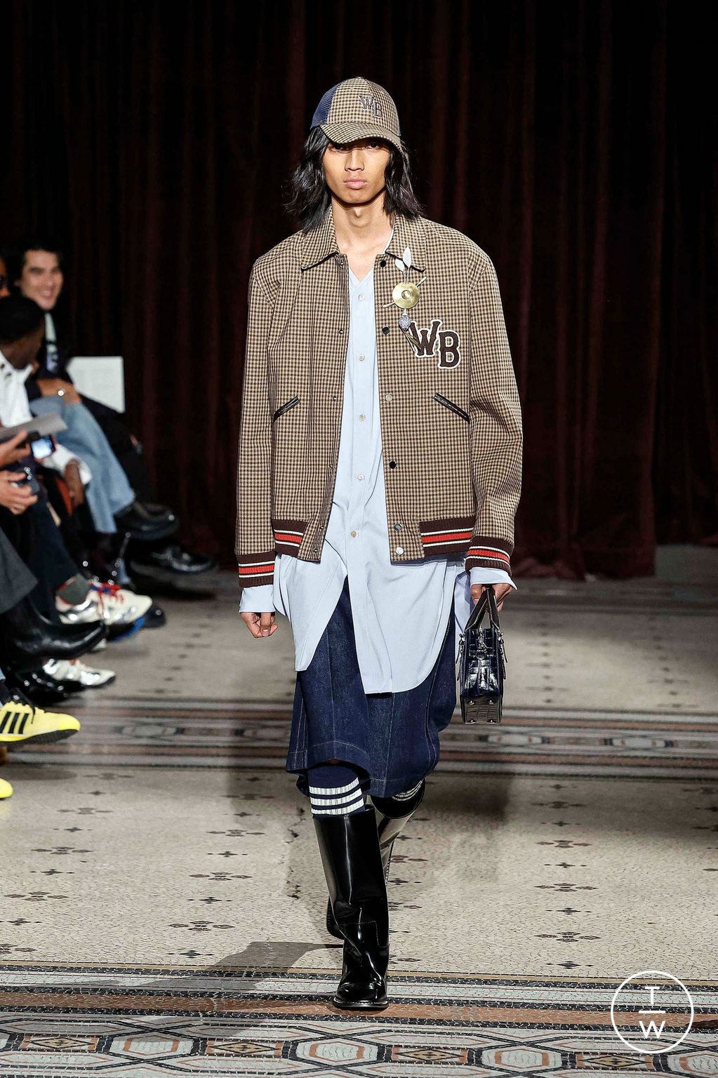 Fashion Week Paris Fall/Winter 2024 look 11 from the Wales Bonner collection 男装