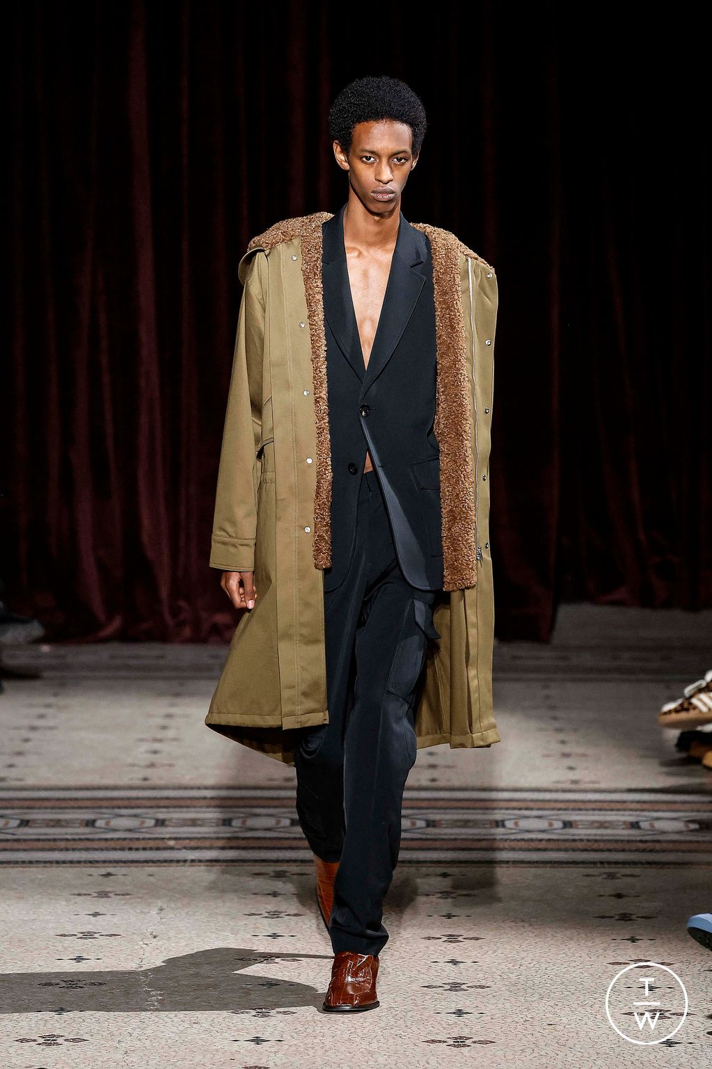 Fashion Week Paris Fall/Winter 2024 look 22 from the Wales Bonner collection menswear