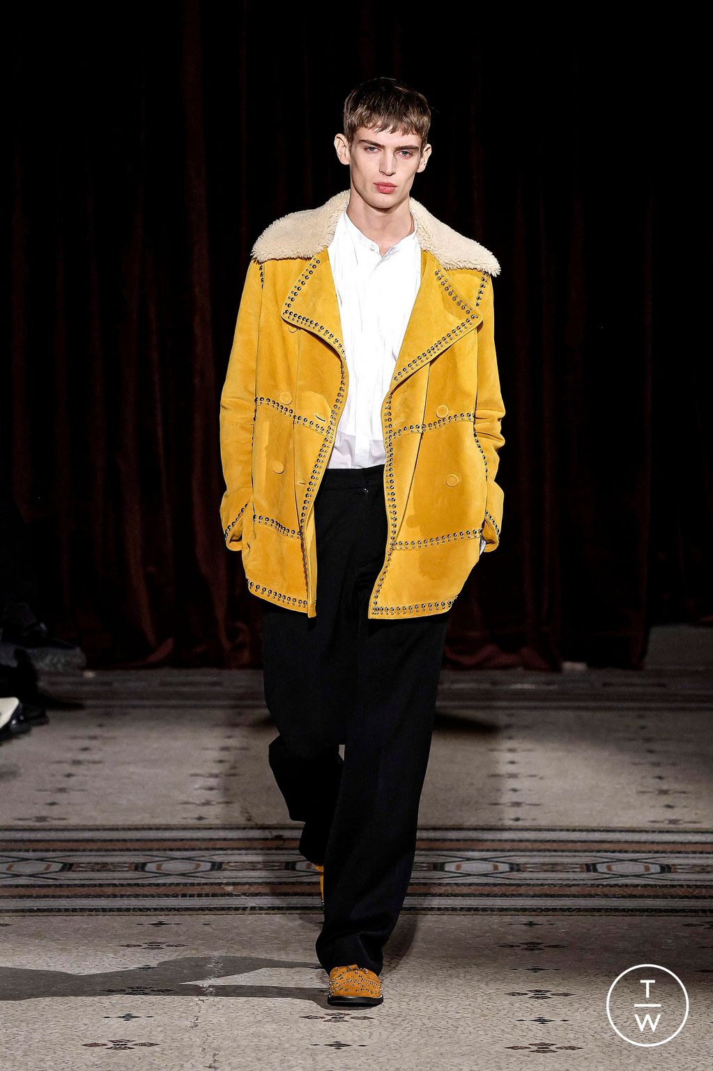 Fashion Week Paris Fall/Winter 2024 look 26 from the Wales Bonner collection menswear