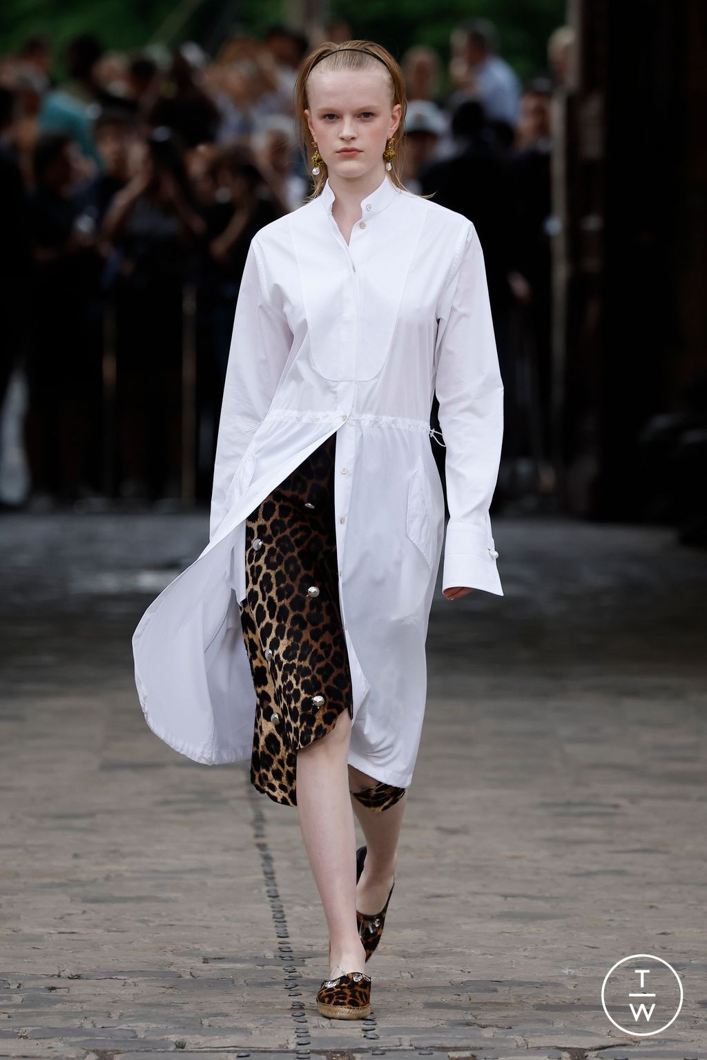 Fashion Week Paris Spring/Summer 2024 look 3 from the Wales Bonner collection 男装