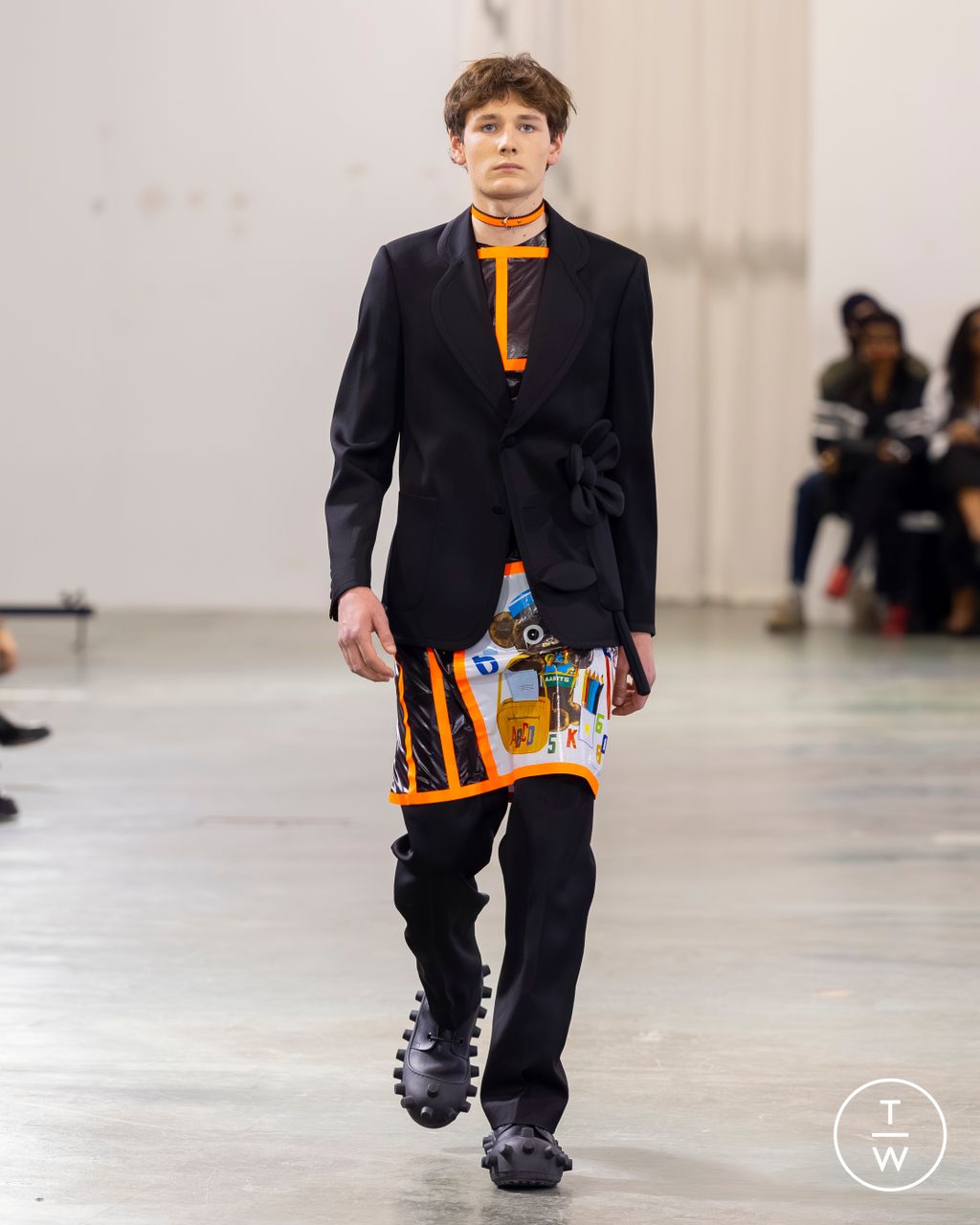 Fashion Week Paris Fall/Winter 2026 look 50 from the Walter Van Beirendonck collection menswear