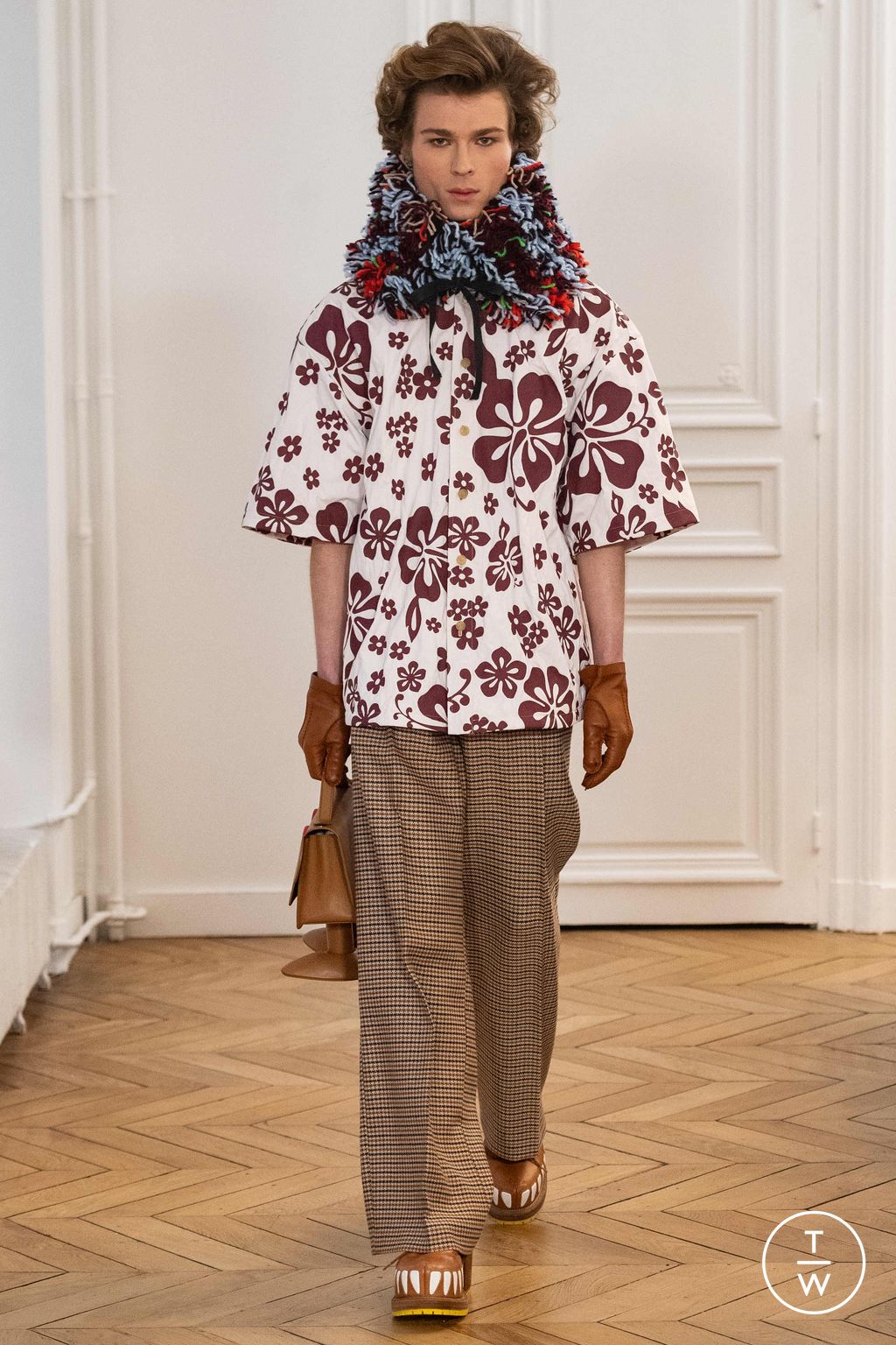 Fashion Week Paris Fall/Winter 2024 look 27 de la collection Walter Van Beirendonck menswear