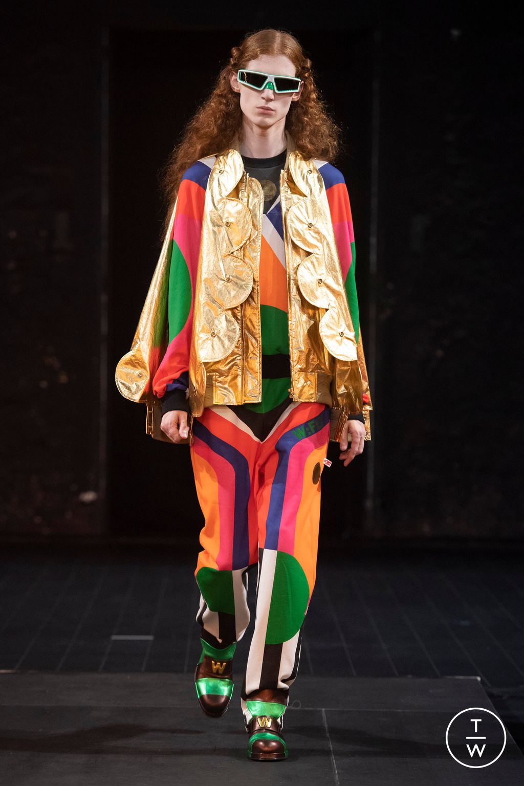 Fashion Week Paris Spring/Summer 2023 look 22 from the Walter Van Beirendonck collection 男装
