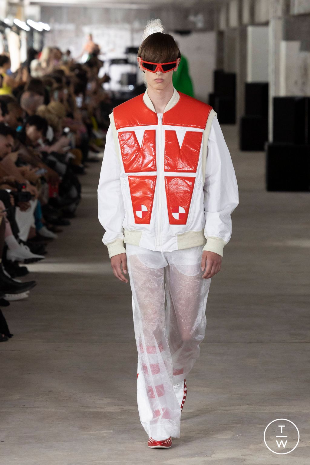 Fashion Week Paris Spring/Summer 2024 look 6 from the Walter Van Beirendonck collection 男装