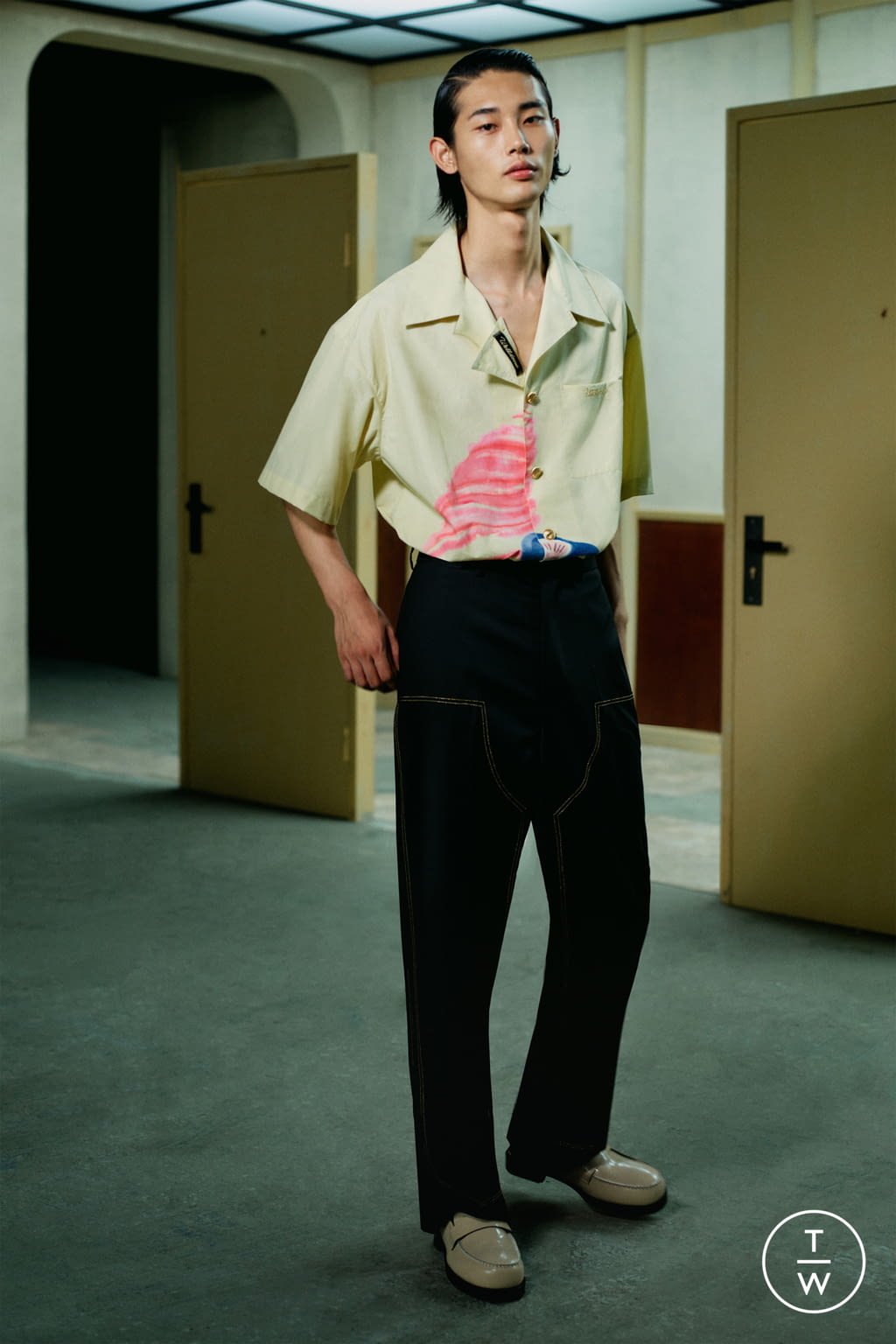Fashion Week Paris Spring/Summer 2021 look 23 from the WE11DONE collection 男装