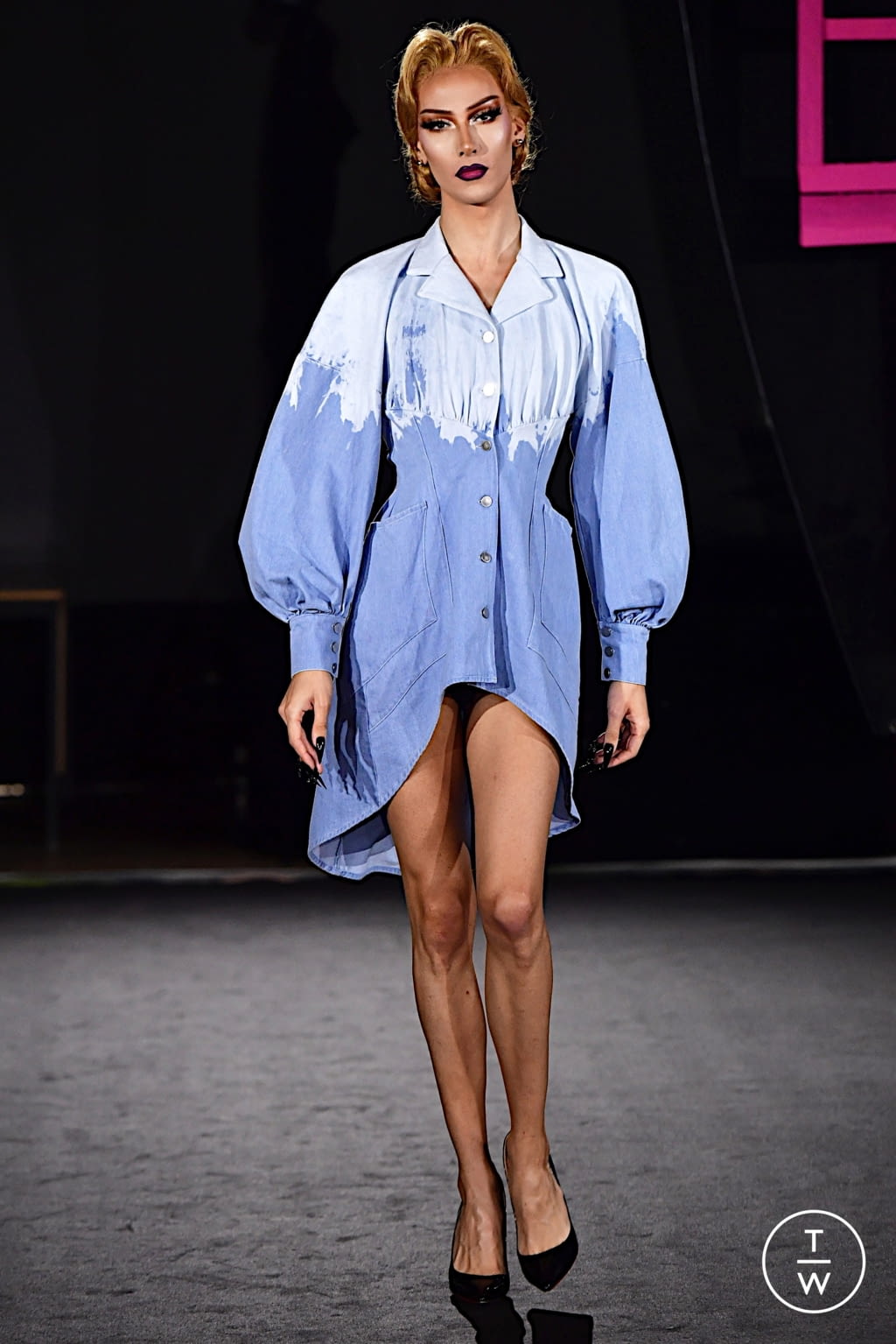 Fashion Week Paris Spring/Summer 2022 look 9 from the WEINSANTO collection womenswear