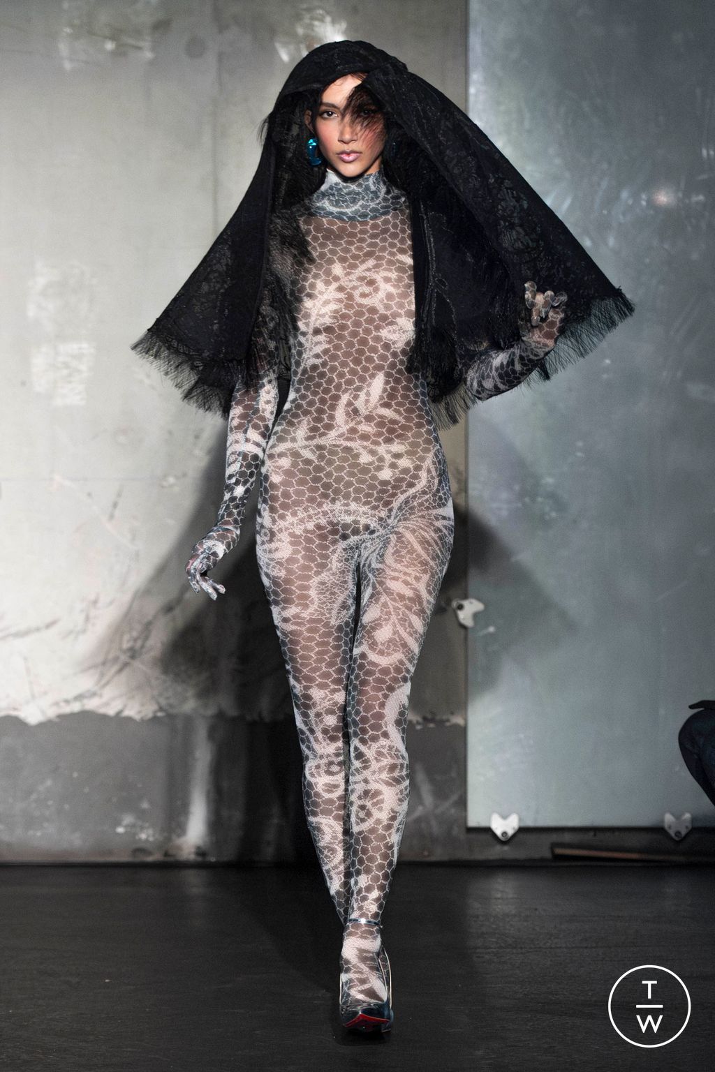 Fashion Week Paris Fall/Winter 2024 look 4 from the WEINSANTO collection 女装
