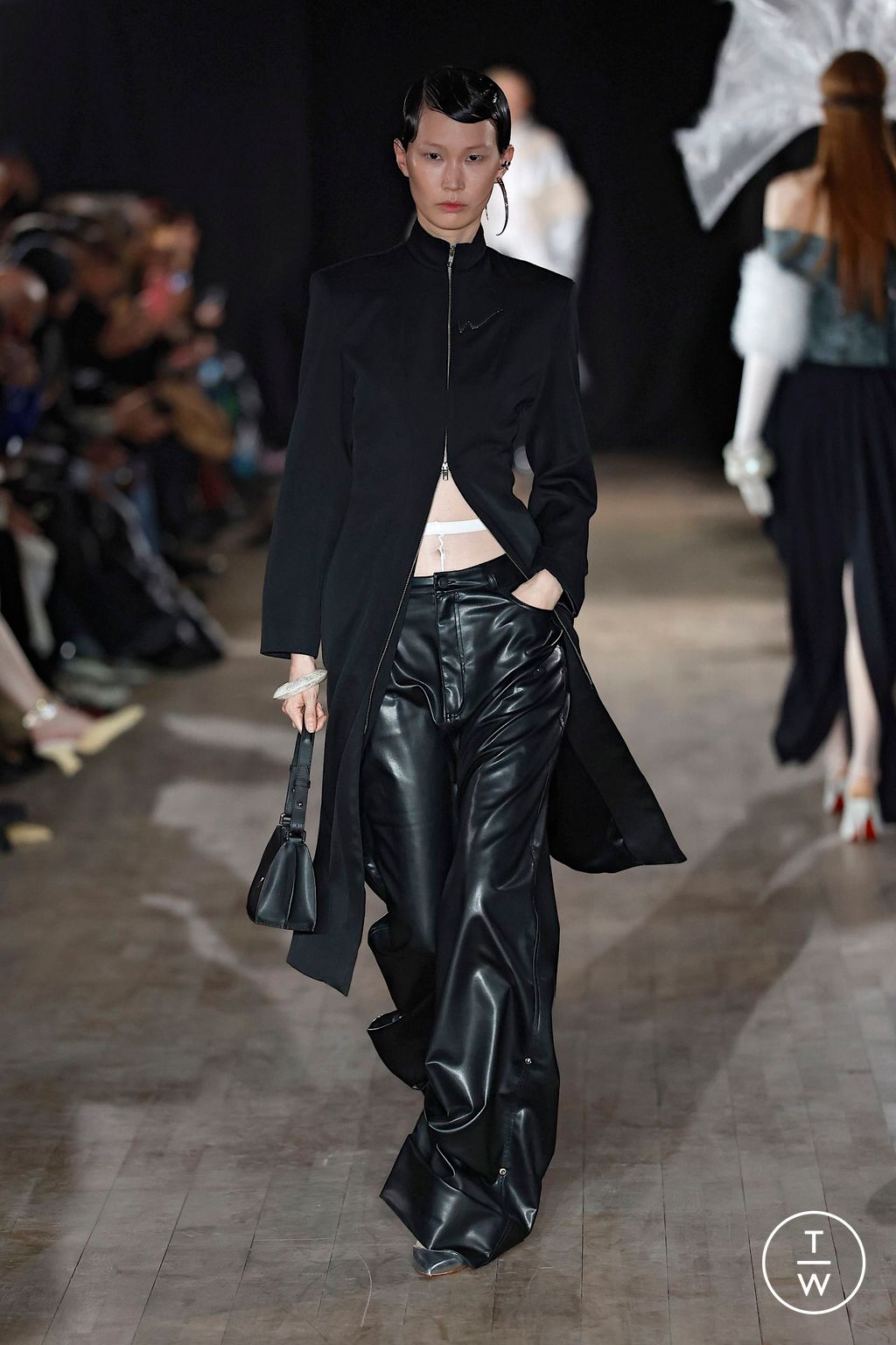 Fashion Week Paris Fall/Winter 2025 look 13 from the WEINSANTO collection womenswear