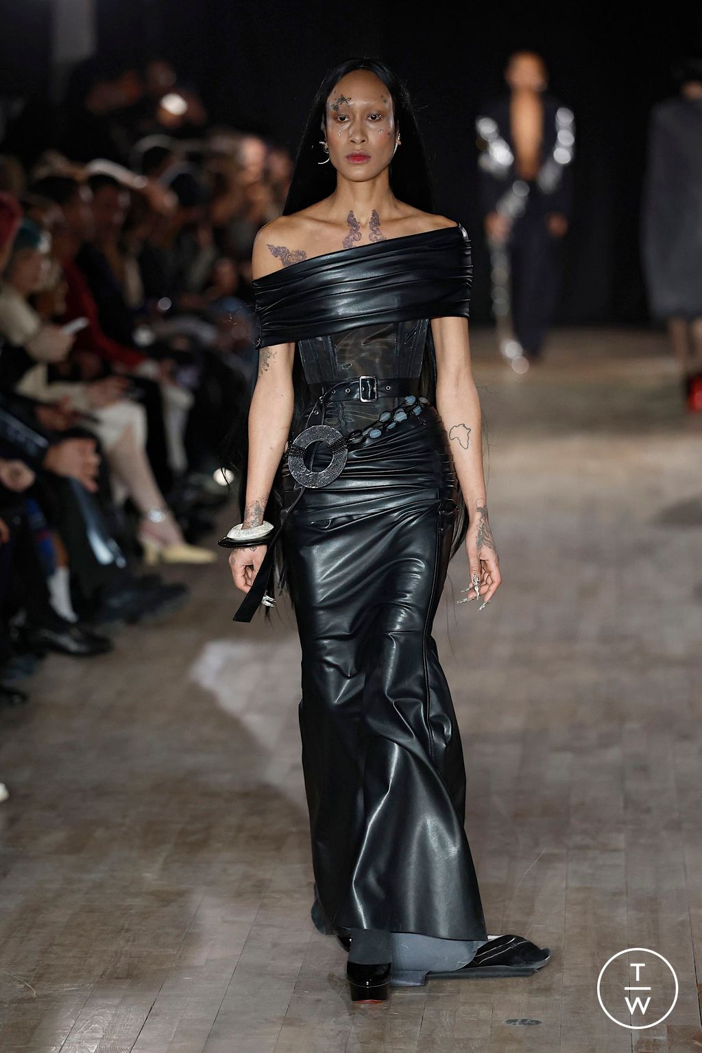 Fashion Week Paris Fall/Winter 2025 look 36 from the WEINSANTO collection womenswear