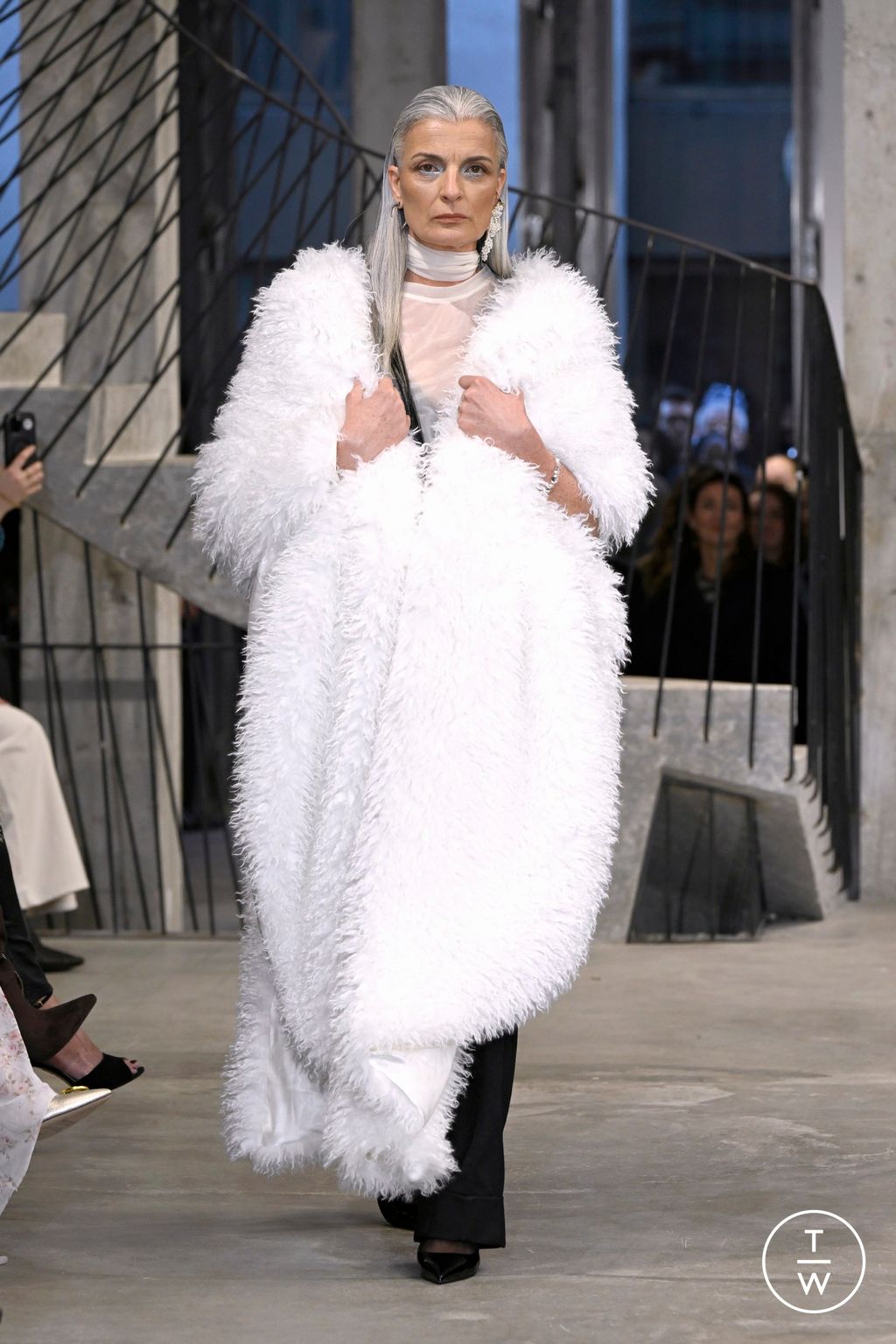Fashion Week Paris Fall/Winter 2026 look 43 from the WEINSANTO collection womenswear