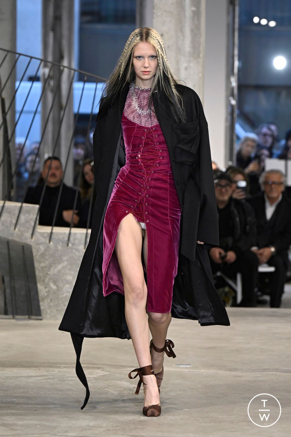 Fashion Week Paris Fall/Winter 2026 look 48 from the WEINSANTO collection womenswear