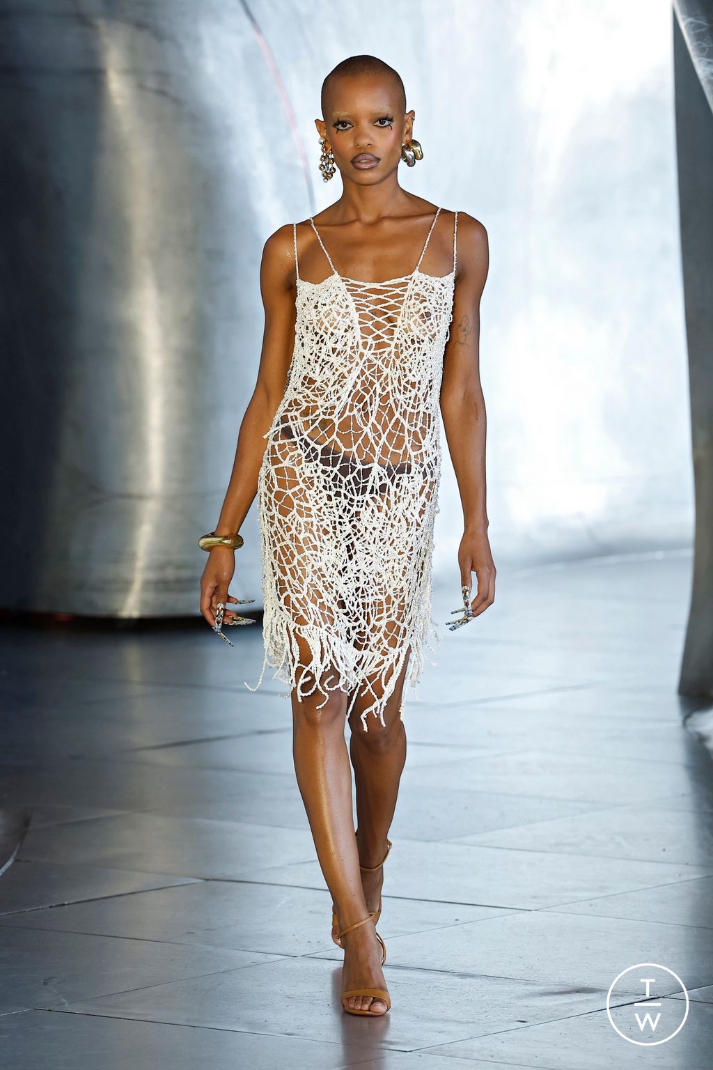 Fashion Week Paris Spring/Summer 2025 look 3 de la collection WEINSANTO womenswear