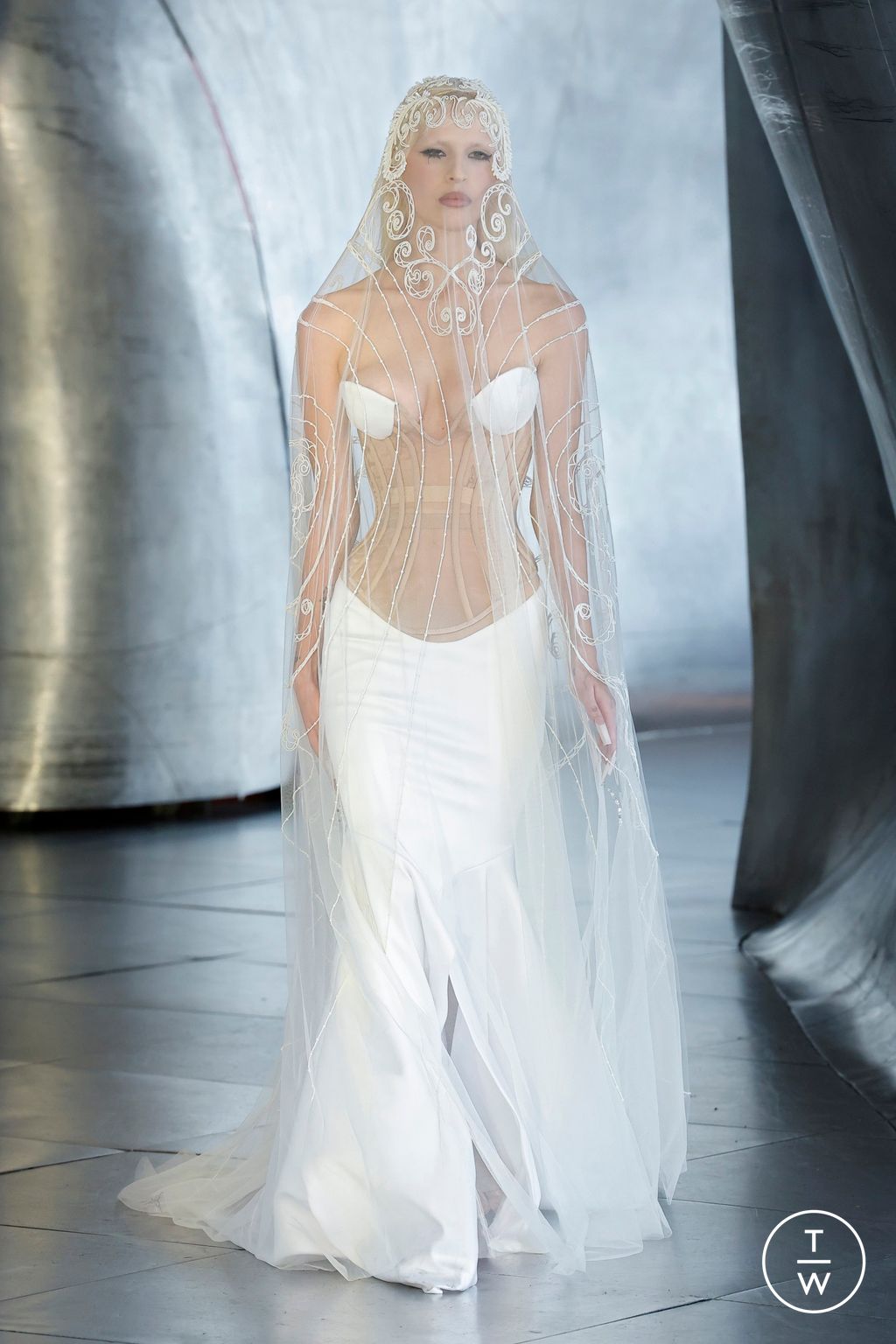 Fashion Week Paris Spring/Summer 2025 look 31 de la collection WEINSANTO womenswear