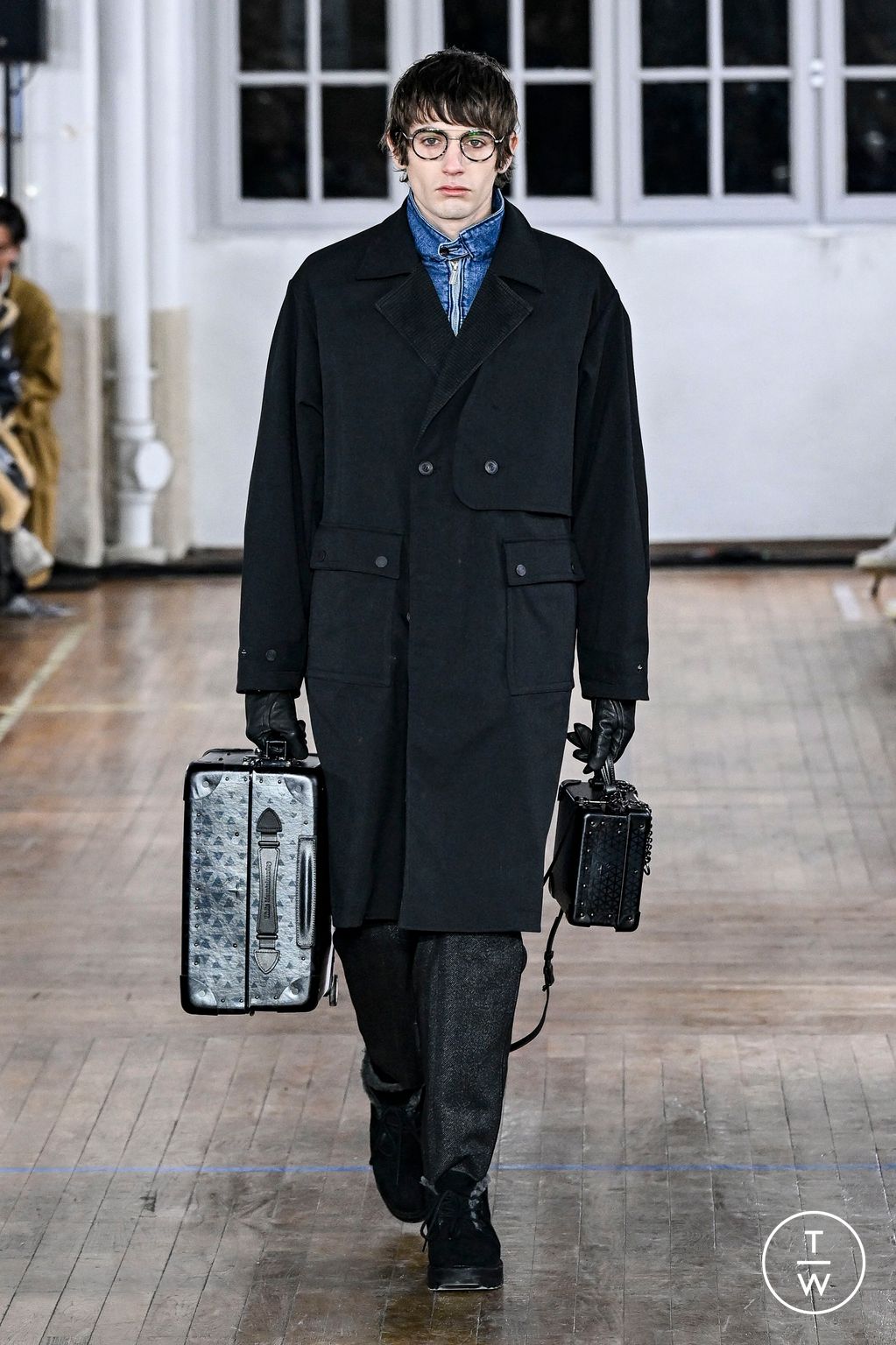 Fashion Week Paris Fall/Winter 2024 look 2 from the White Mountaineering collection menswear