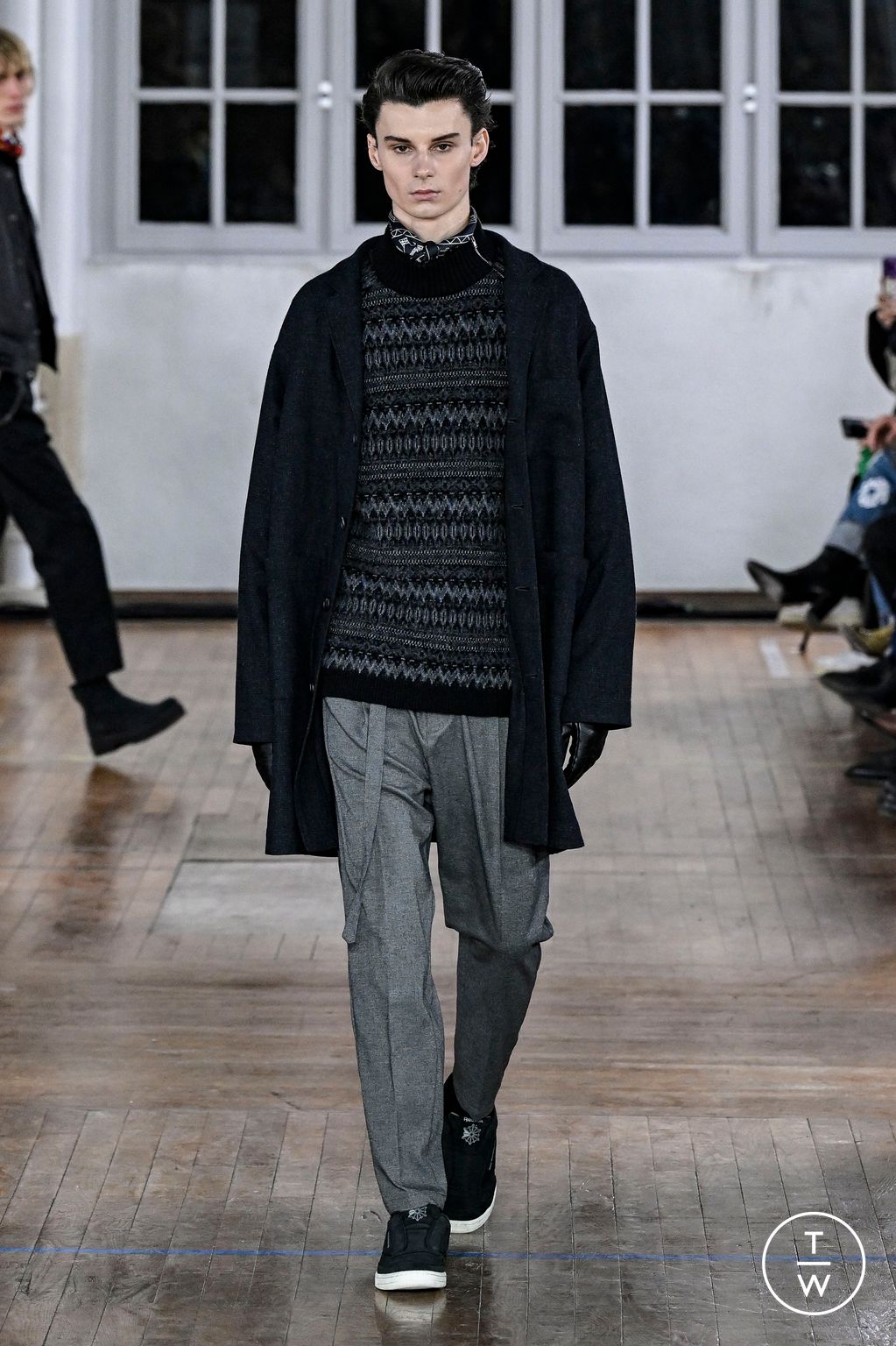 Fashion Week Paris Fall/Winter 2024 look 12 from the White Mountaineering collection menswear