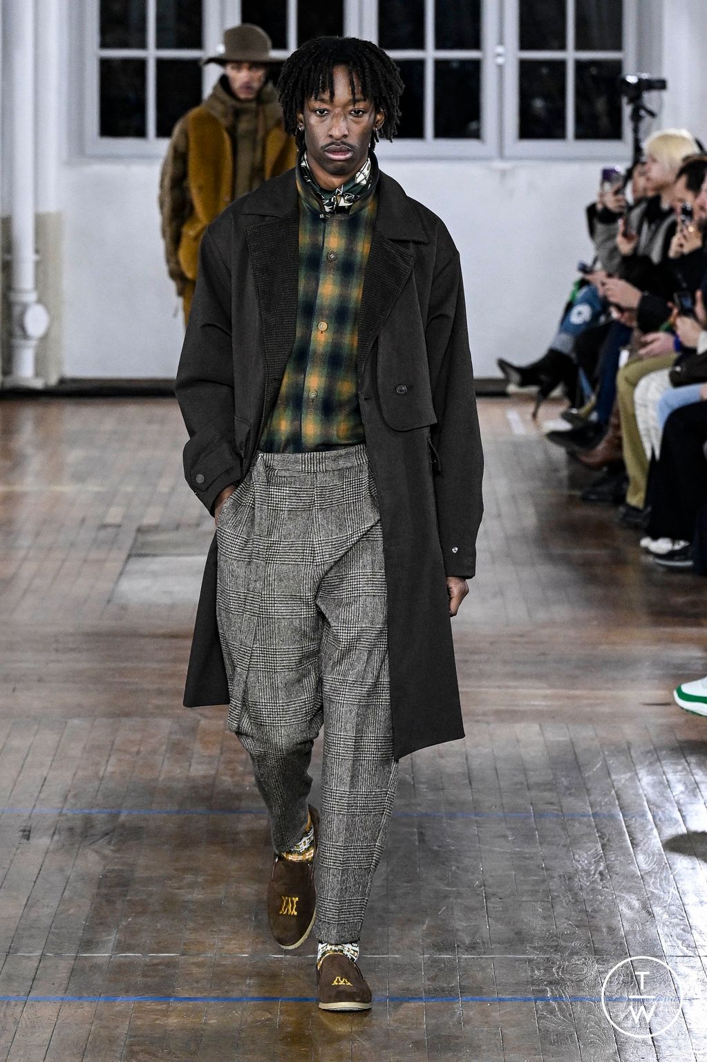 Fashion Week Paris Fall/Winter 2024 look 19 from the White Mountaineering collection 男装