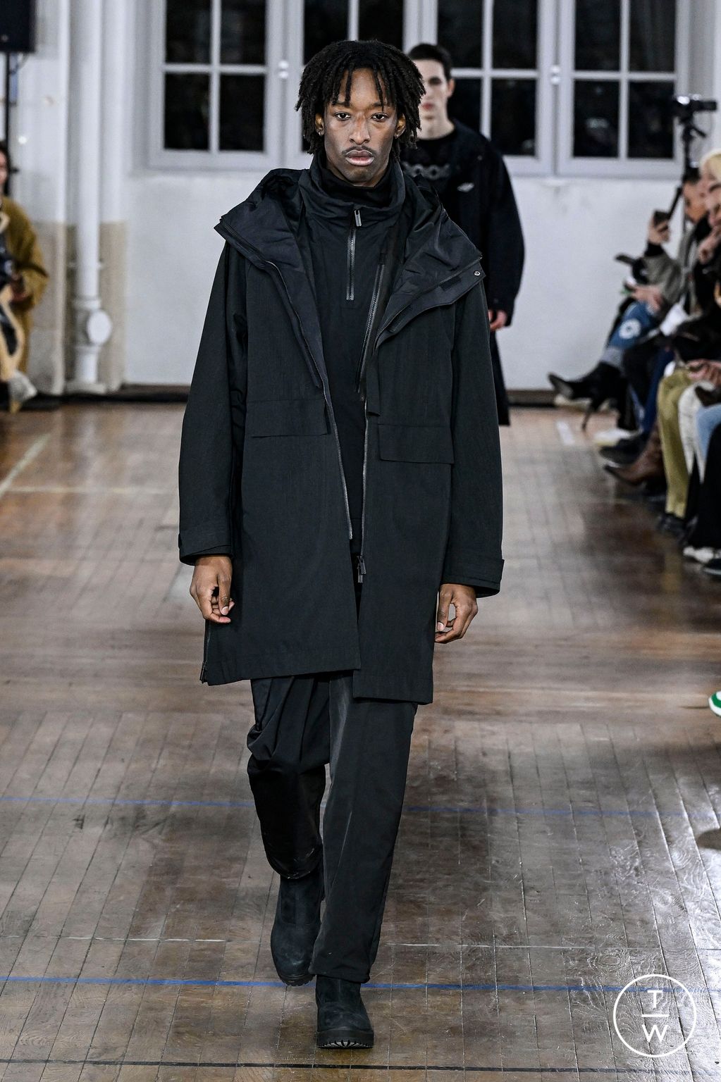 Fashion Week Paris Fall/Winter 2024 look 41 from the White Mountaineering collection 男装