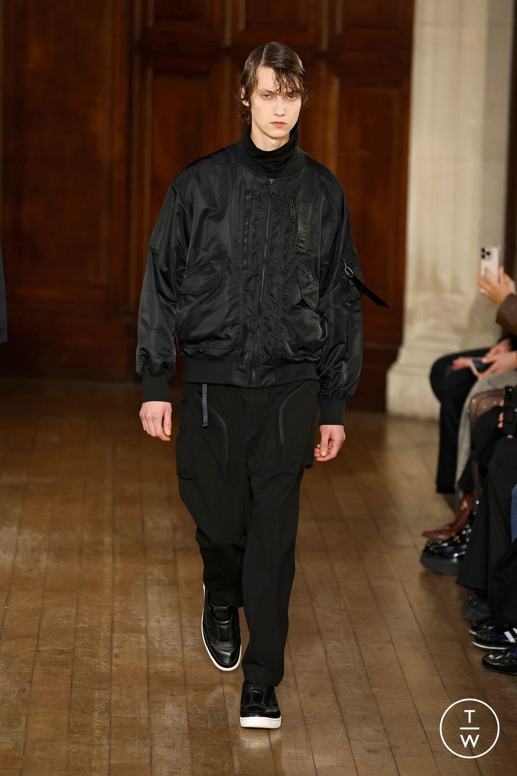 Fashion Week Paris Fall/Winter 2025 look 27 from the White Mountaineering collection menswear