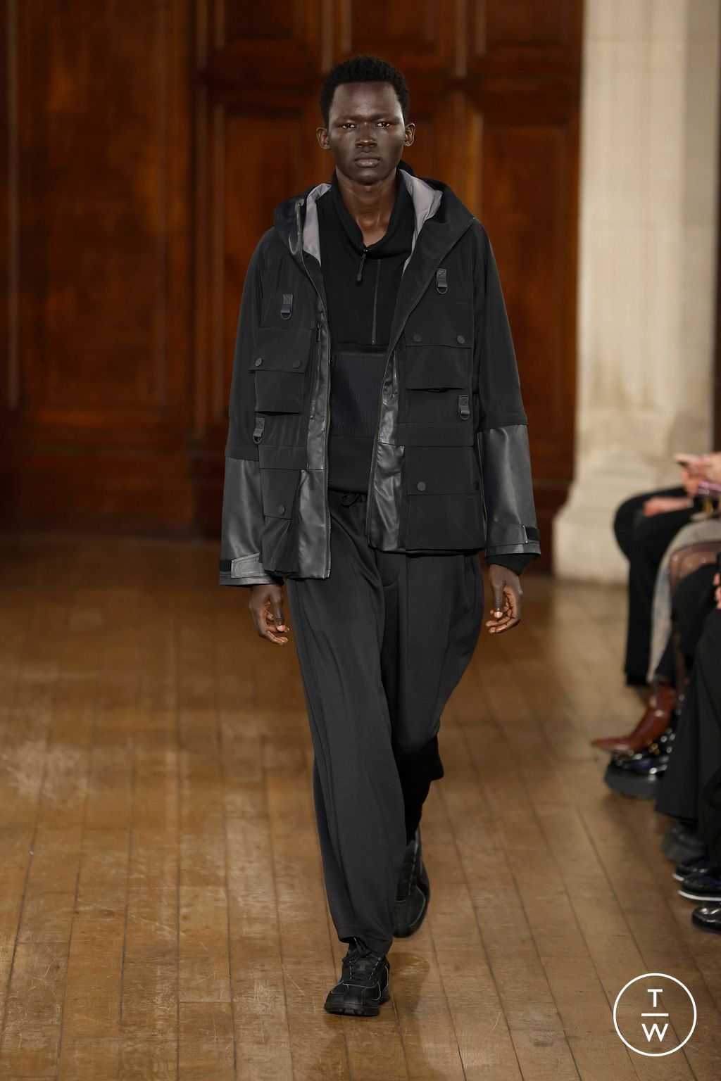 Fashion Week Paris Fall/Winter 2025 look 28 from the White Mountaineering collection menswear