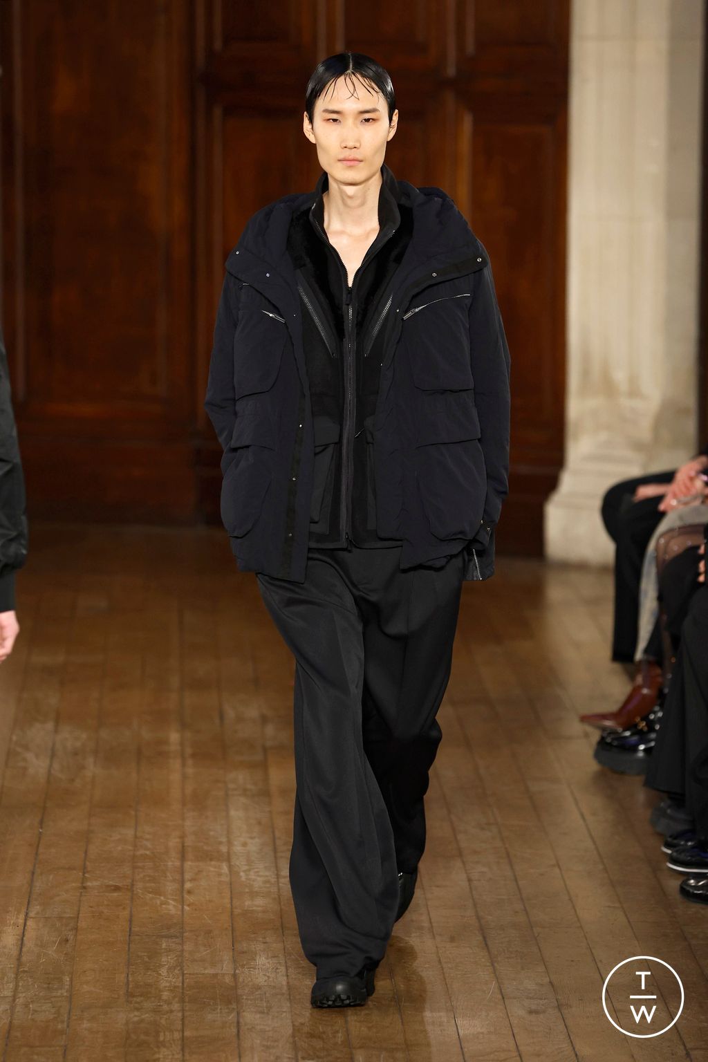 Fashion Week Paris Fall/Winter 2025 look 30 from the White Mountaineering collection menswear