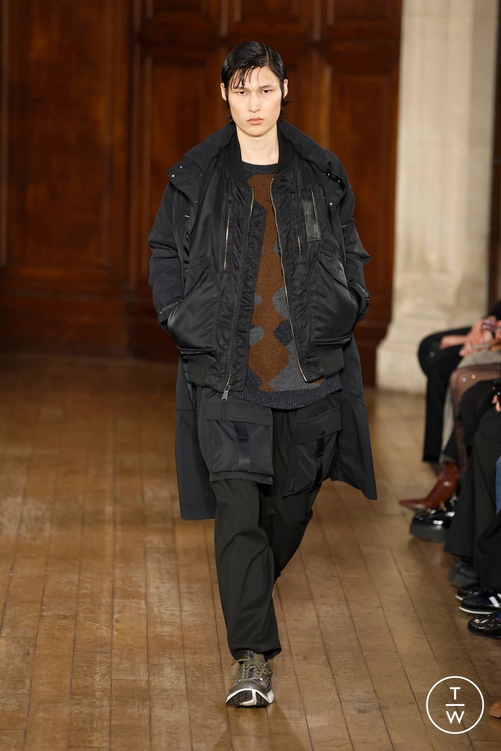 Fashion Week Paris Fall/Winter 2025 look 35 from the White Mountaineering collection menswear