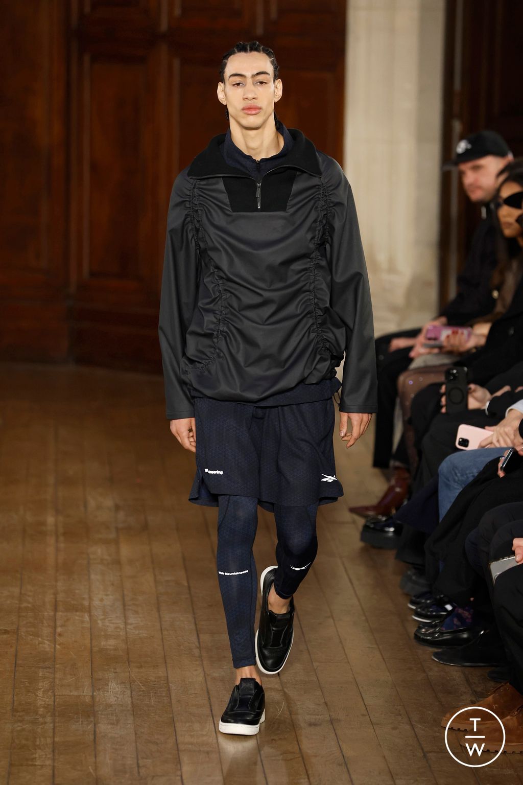 Fashion Week Paris Fall/Winter 2025 look 38 from the White Mountaineering collection menswear