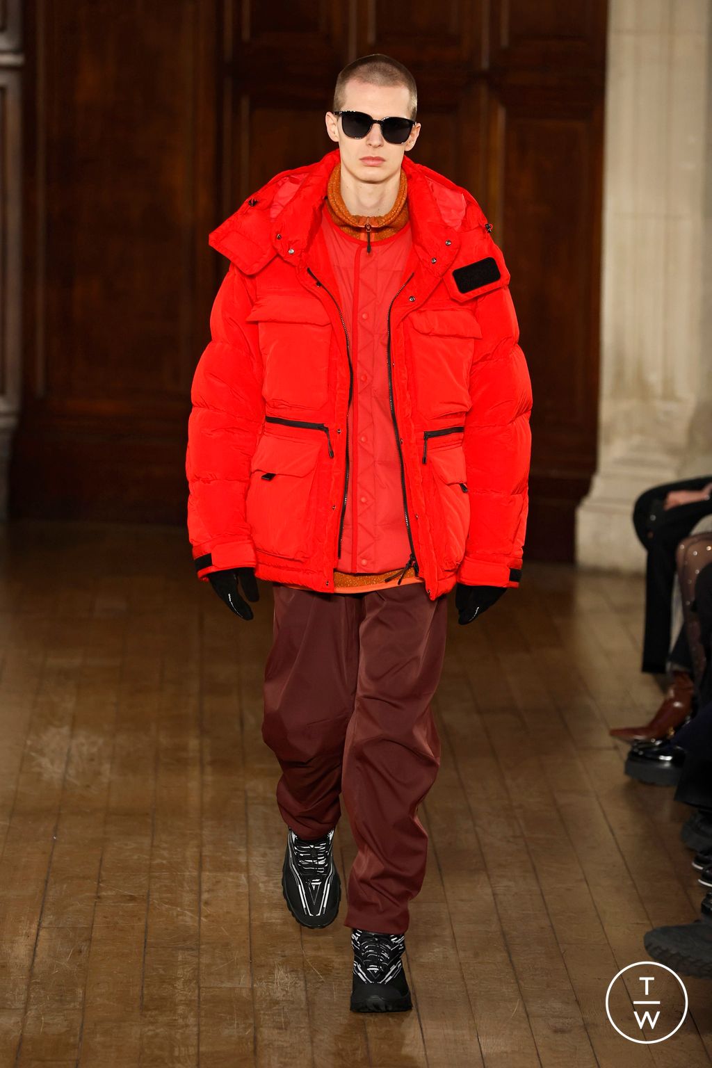 Fashion Week Paris Fall/Winter 2025 look 40 from the White Mountaineering collection menswear