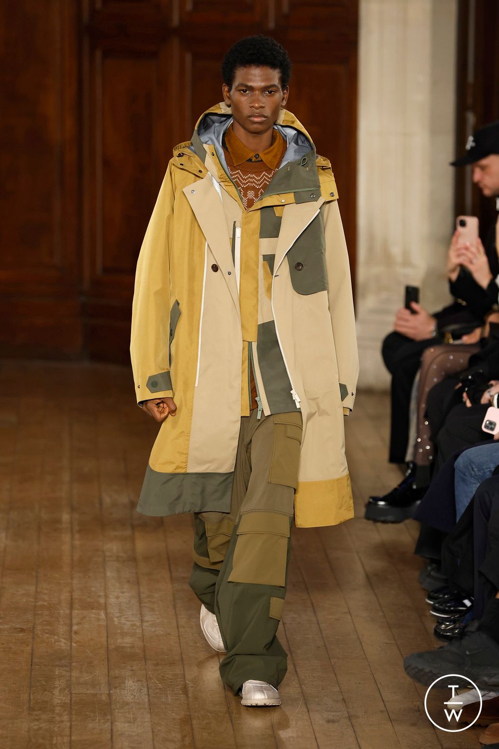 Fashion Week Paris Fall/Winter 2025 look 48 from the White Mountaineering collection menswear