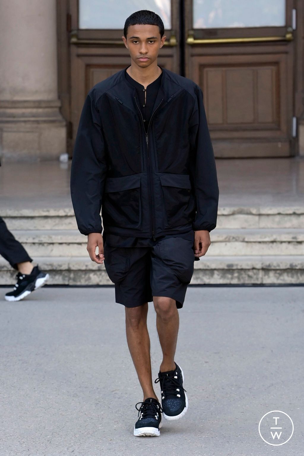 Fashion Week Paris Spring/Summer 2024 look 7 from the White Mountaineering collection 男装