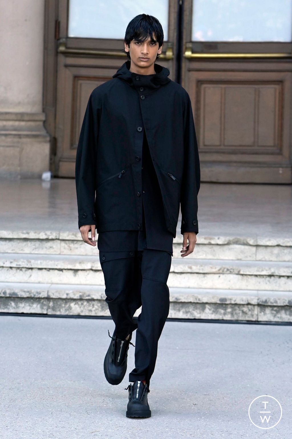 Fashion Week Paris Spring/Summer 2024 look 13 from the White Mountaineering collection menswear