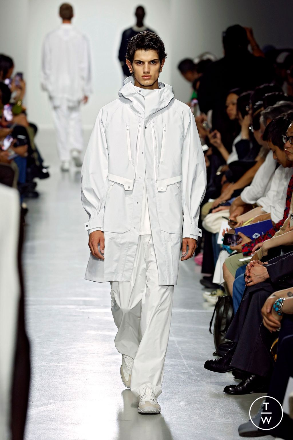 Fashion Week Paris Spring/Summer 2025 look 4 from the White Mountaineering collection menswear