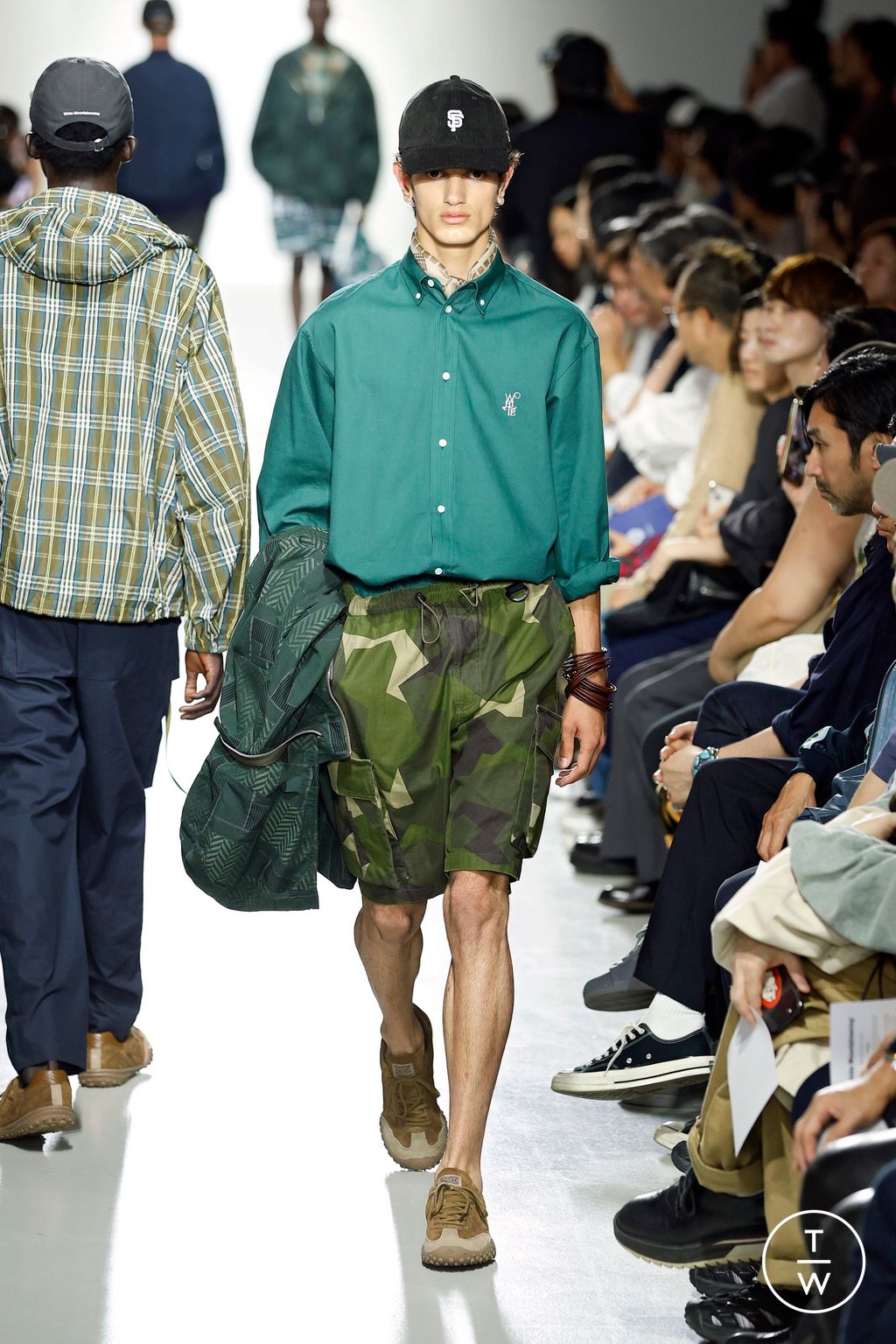 Fashion Week Paris Spring-Summer 2025 look 31 from the White Mountaineering collection menswear