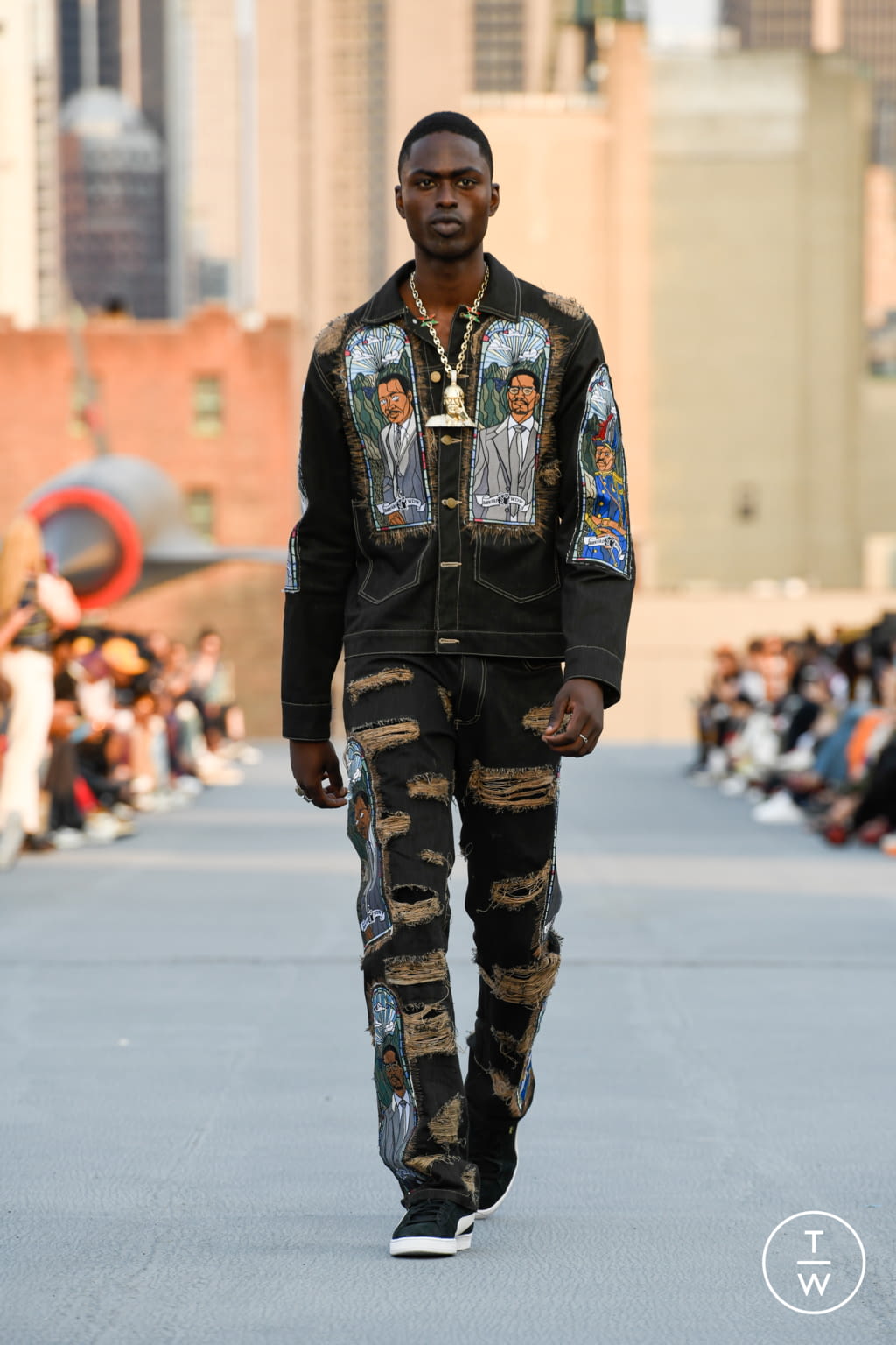 Fashion Week New York Spring/Summer 2022 look 25 from the Who Decides War collection menswear