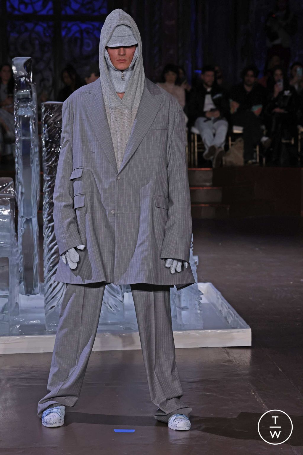Fashion Week New York Fall/Winter 2023 look 2 from the Who Decides War collection menswear