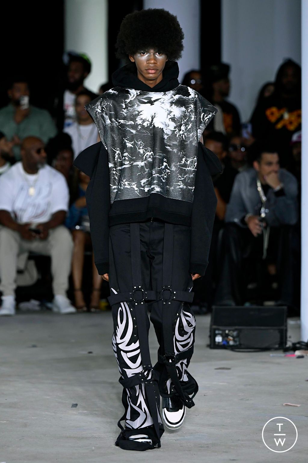 Fashion Week New York Spring/Summer 2024 look 8 from the Who Decides War collection womenswear