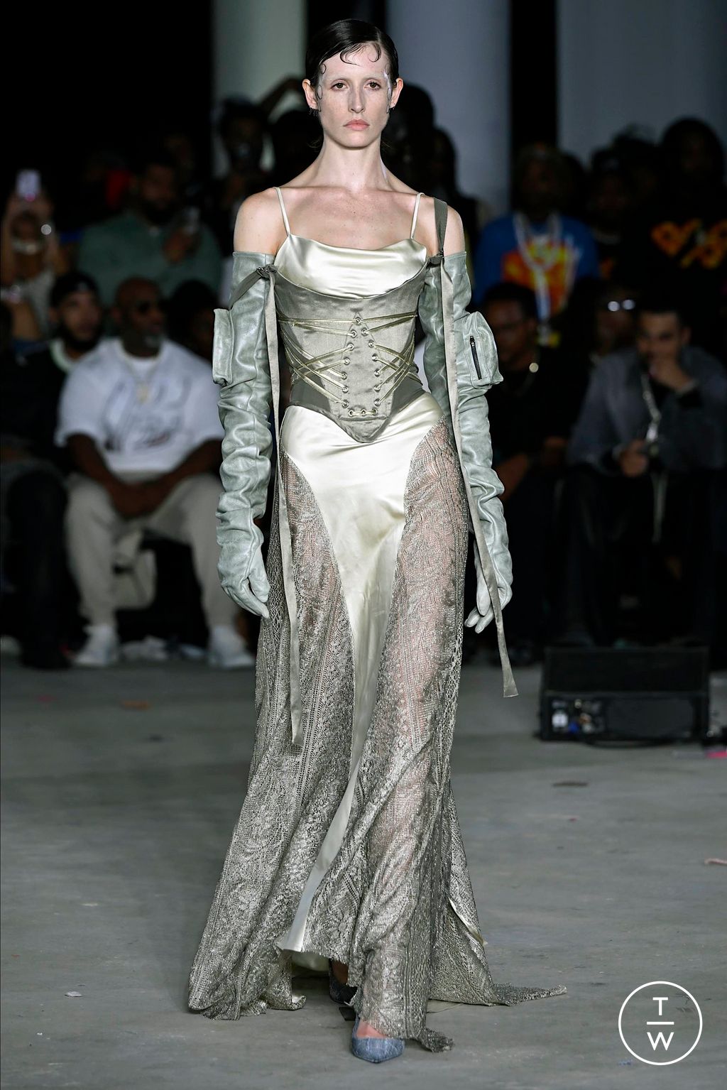 Fashion Week New York Spring/Summer 2024 look 30 from the Who Decides War collection 女装