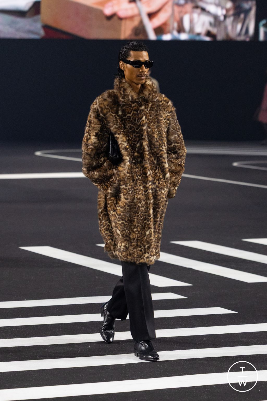 Fashion Week Paris Fall/Winter 2026 look 18 de la collection Willy Chavarria menswear