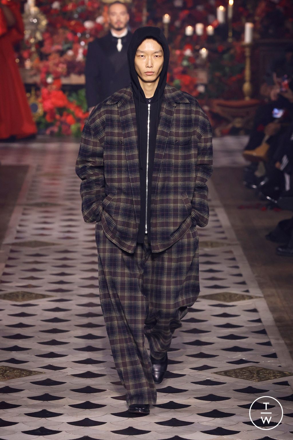 Fashion Week Paris Fall/Winter 2025 look 12 from the Willy Chavarria collection 男装