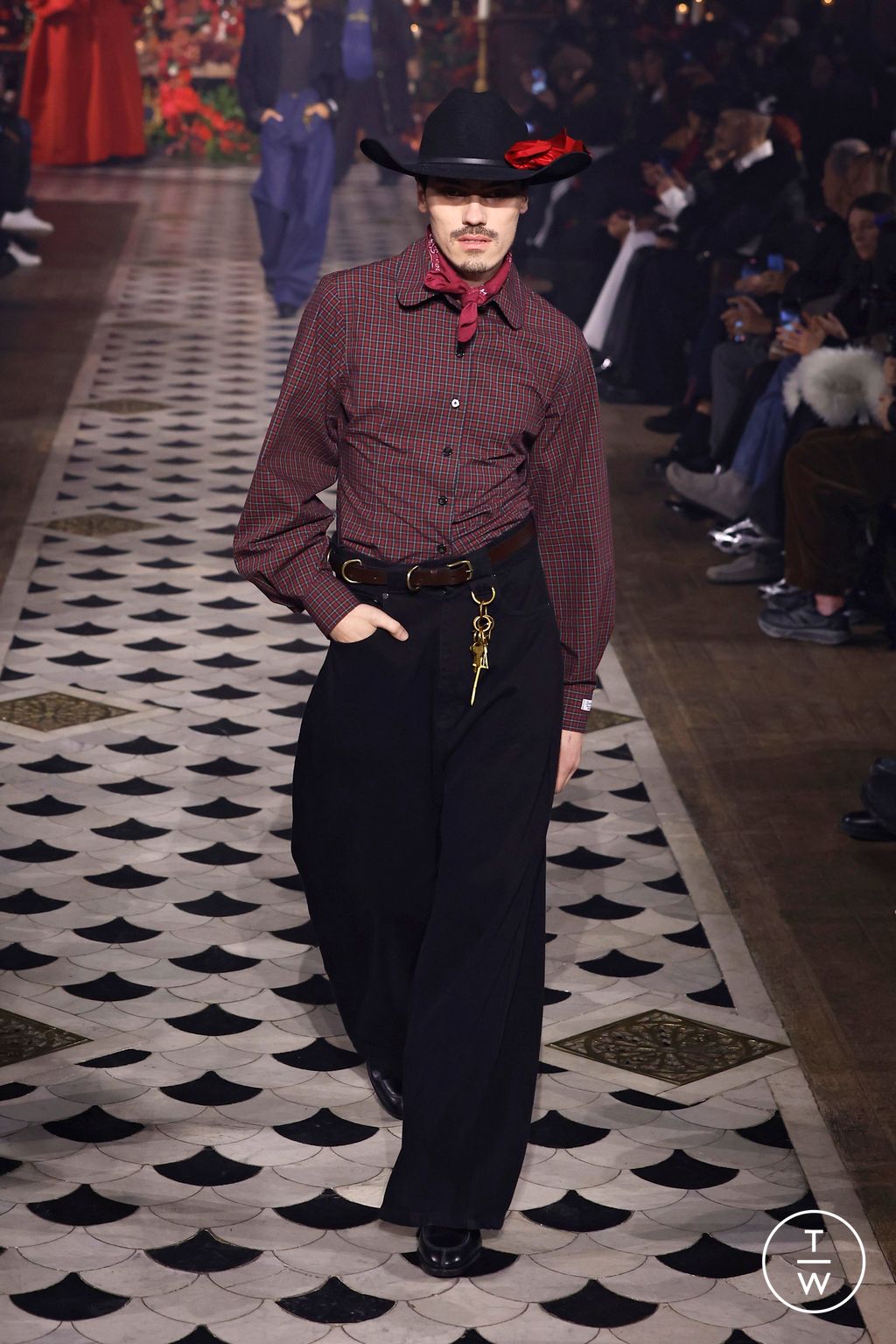 Fashion Week Paris Fall/Winter 2025 look 27 from the Willy Chavarria collection 男装