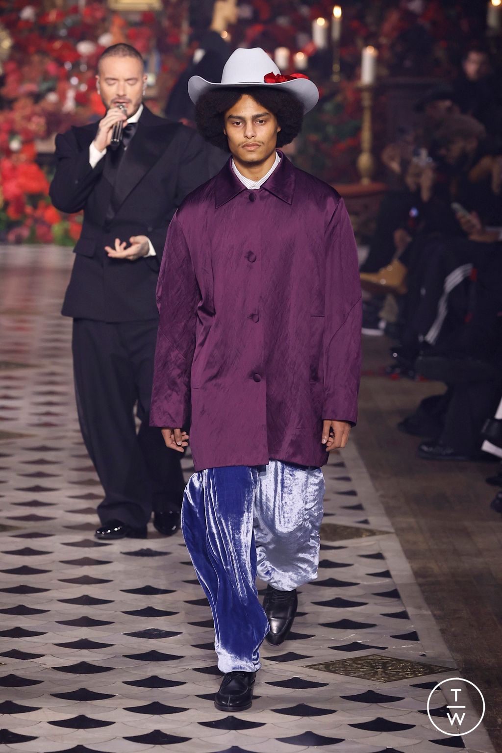 Fashion Week Paris Fall/Winter 2025 look 38 from the Willy Chavarria collection 男装